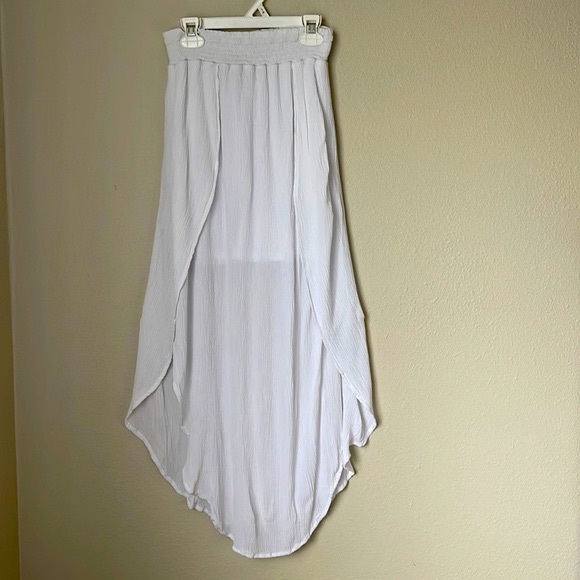 Joe B Dresses & Skirts - JOE B  White Wrap Skirt